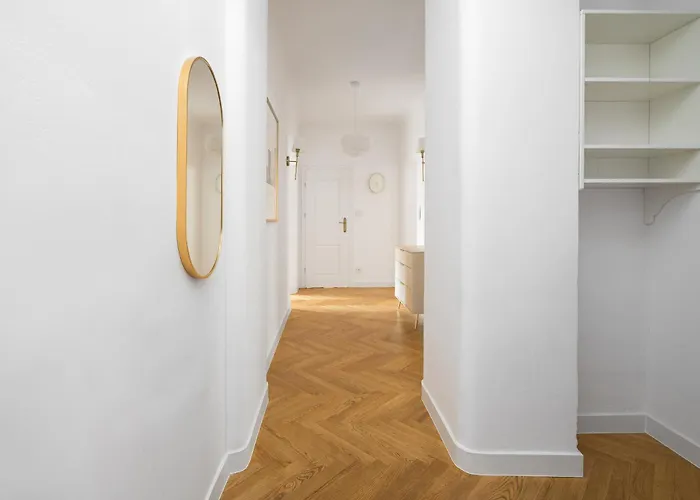 Powisle Riverside By Bookinghost Lejlighed