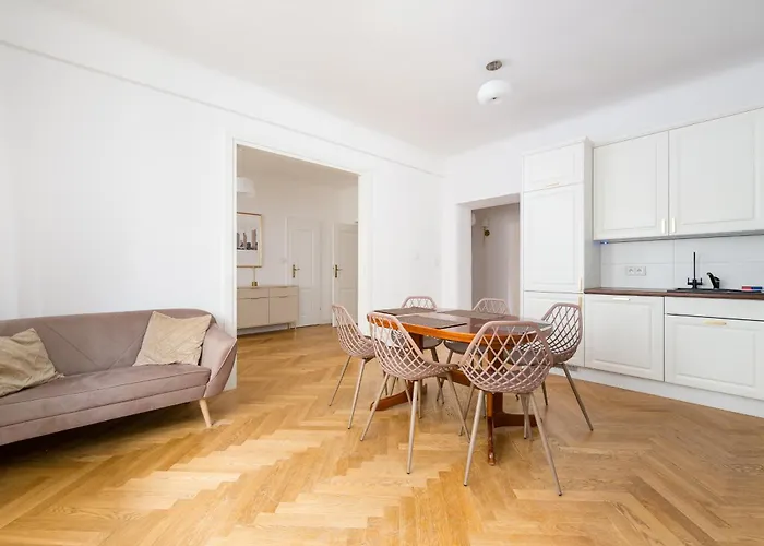 Powisle Riverside By Bookinghost * Warszawa