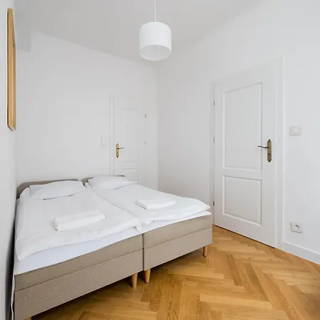 Powisle Riverside By Bookinghost Apartment